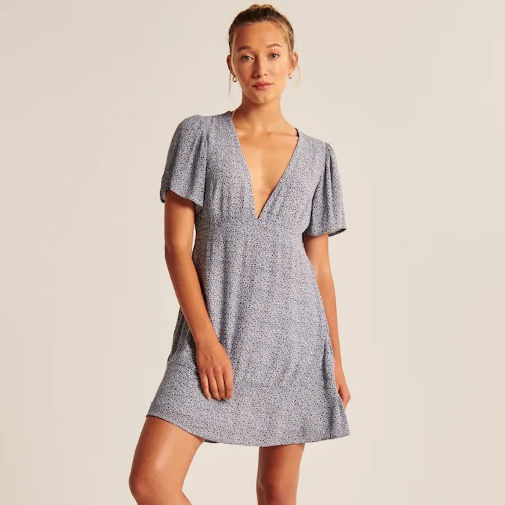 Abercrombie Short Sleeve Deep V Mini Dress
